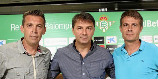 温格第二？日本外教赢球后 接着给大学生对手上课